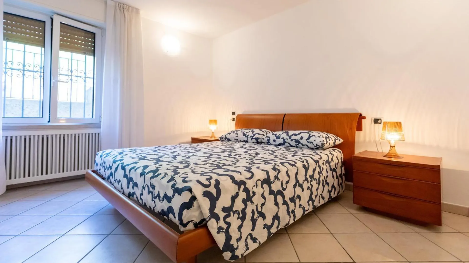 Lago Di Garda A 200 Metri La Casa Di Anna Gardone Riviera Appartamento