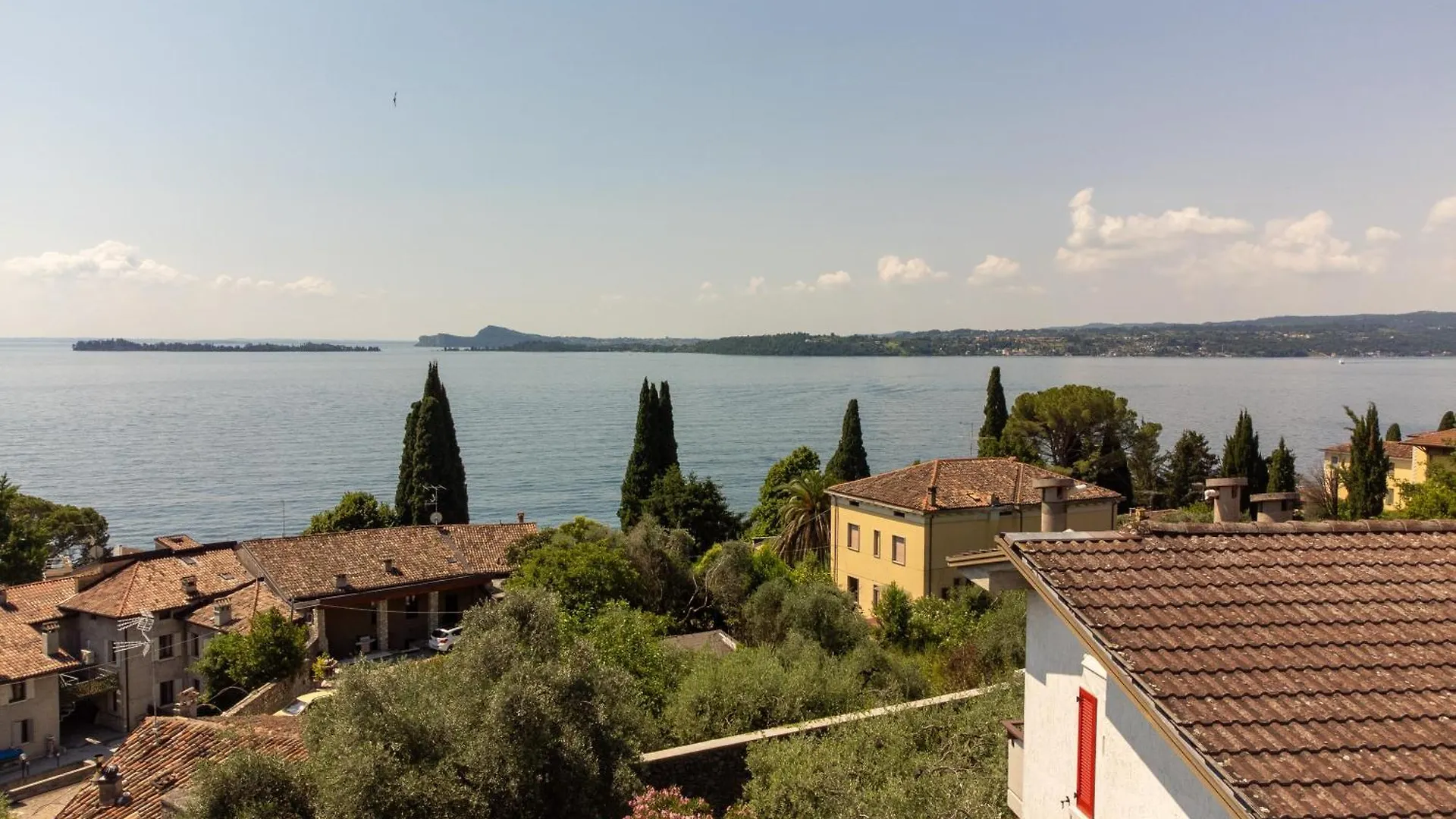Appartamento Lago Di Garda A 200 Metri La Casa Di Anna Gardone Riviera